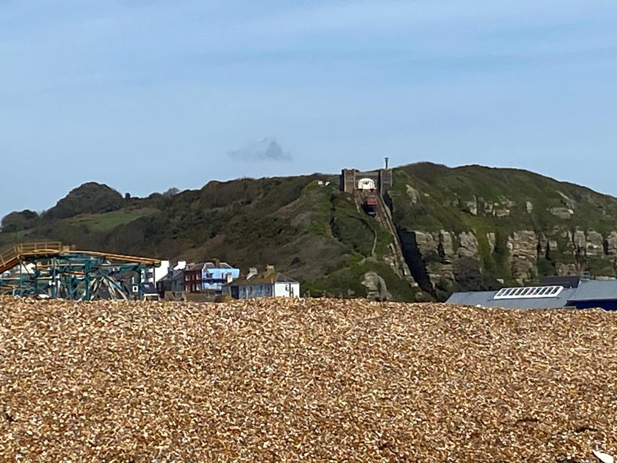 Period Sea View Flat In Hastings Apartment Exterior photo